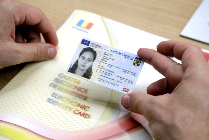 
    Cartea electronică de identitate va fi implementată în România treptat, până în 2031  