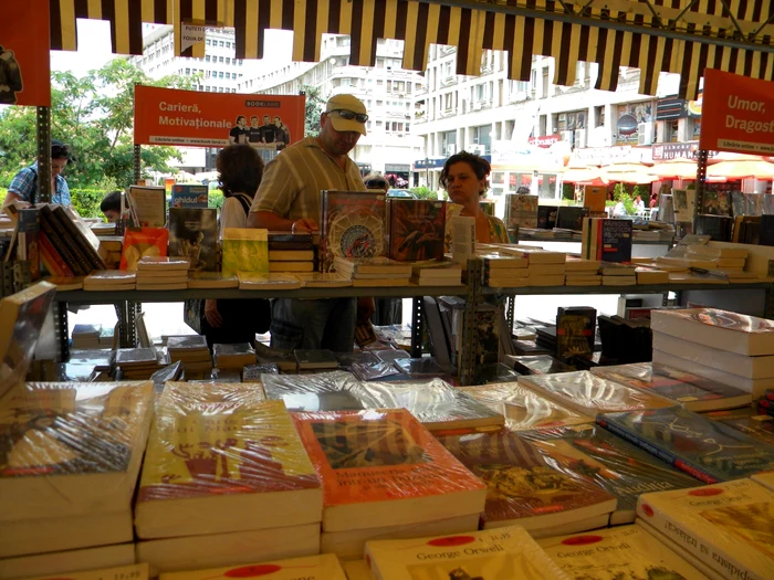 Caravana Bookland a poposit în Ploieşti pe 25 iunie şi va rămâne până pe 7 iulie. FOTO Dana Mihai