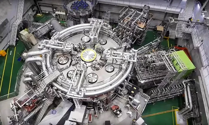 Reactorul „tokamak” din Coreea de Sud FOTO Twitter