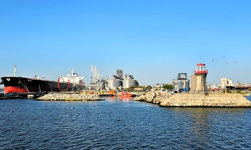 Portul Constanța modernizează alimentarea navelor la cheu FOTO Facebook port constanta jpg