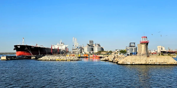 Portul Constanța modernizează alimentarea navelor la cheu FOTO Facebook port constanta jpg