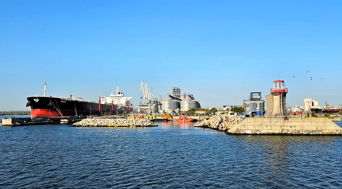 Portul Constanța modernizează alimentarea navelor la cheu FOTO: Facebook/ Constanța Port