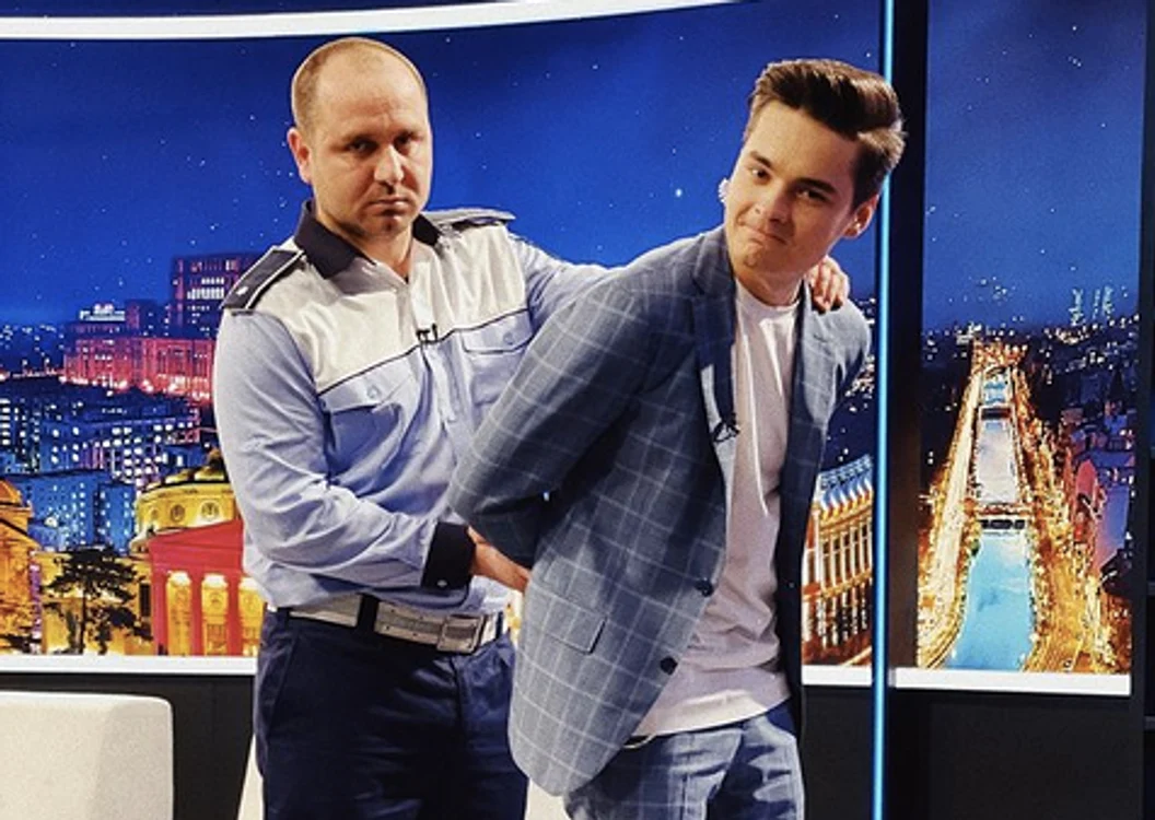 Selly a luat amendă după petrecerea de ziua sa png