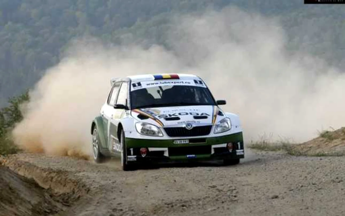 Echipaj concurând la raliul Transilvaniei FOTO: Transylvania Rally