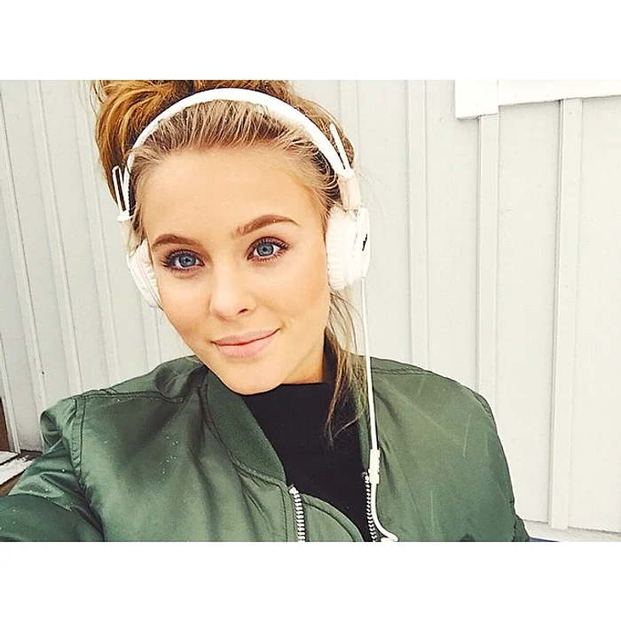 Zara a strânit un val de reacţii pe Instagram după ce a publicat imaginea, majoritatea pozitive