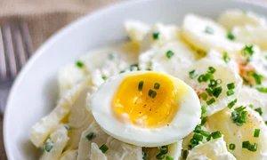salata ou si cartofi jpeg
