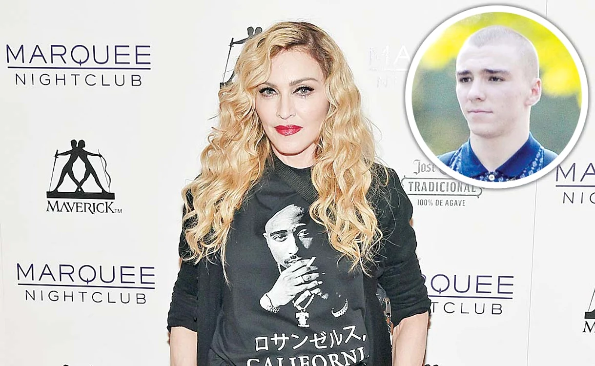 Madonna (59 de ani).  Avere: 800 milioane $. Rocco (17 ani), născut la 41 de ani