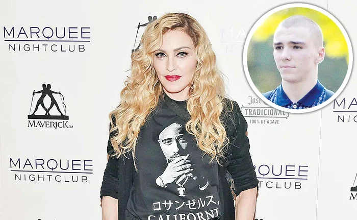 Madonna (59 de ani). Avere: 800 milioane $. Rocco (17 ani), născut la 41 de ani