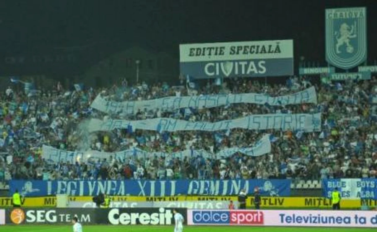 
    Suporterii Craiovei îi vor aduce un ultim omagiu poetului Adrian Păunescu  