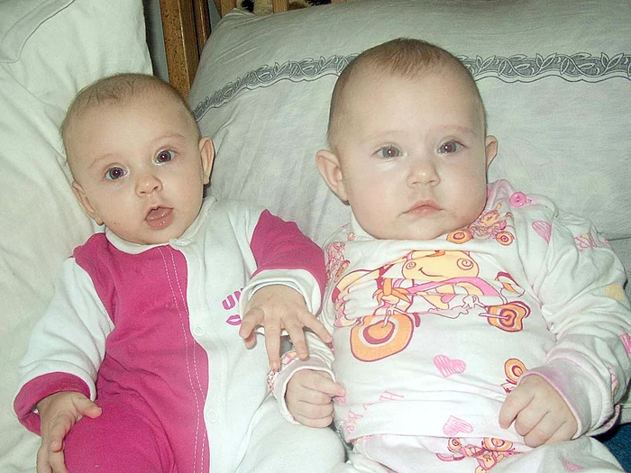 Antonia şi Yasmina   au acum 11 luni