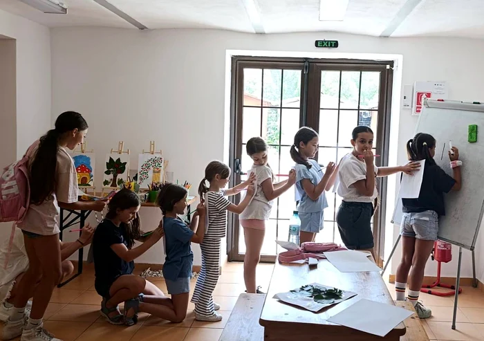 Biblioteca de vacanță 2025 cu activități diverse FOTO: FB/Bibl. Munic. „V. Carianopol” Caracal