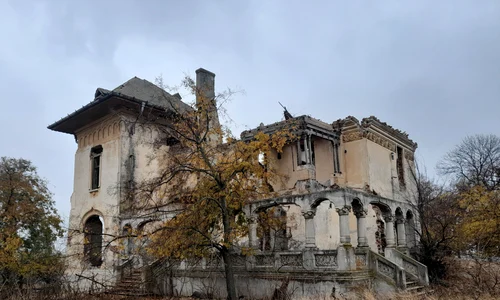 conacul bratasanu   foto Fb aurelia grosu3 jpg