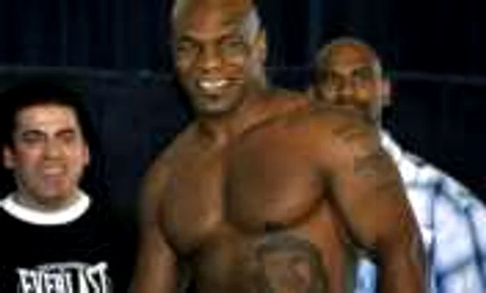 Mike Tyson a luat bani pentru prezenţa sa la Viterbo