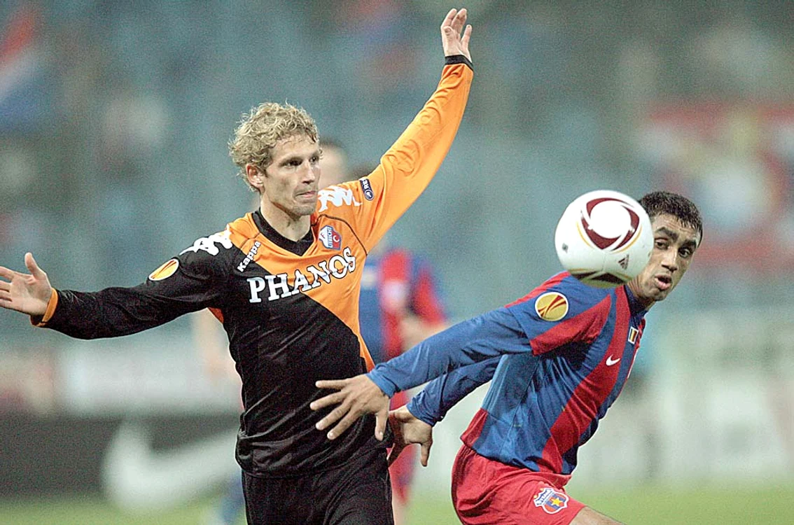 4 noiembrie 2010: Neşu a jucat pentru Utrecht contra Stelei în Liga Europa