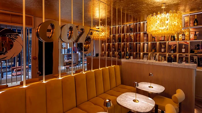 Așa aratăla interior (Foto: The 007)