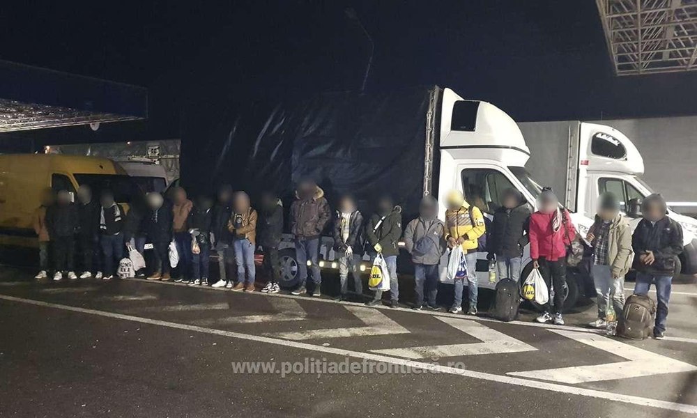Cum ajung asiaticii veniți legal la muncă în România clienți ai rețelelor de trafic de migranți
