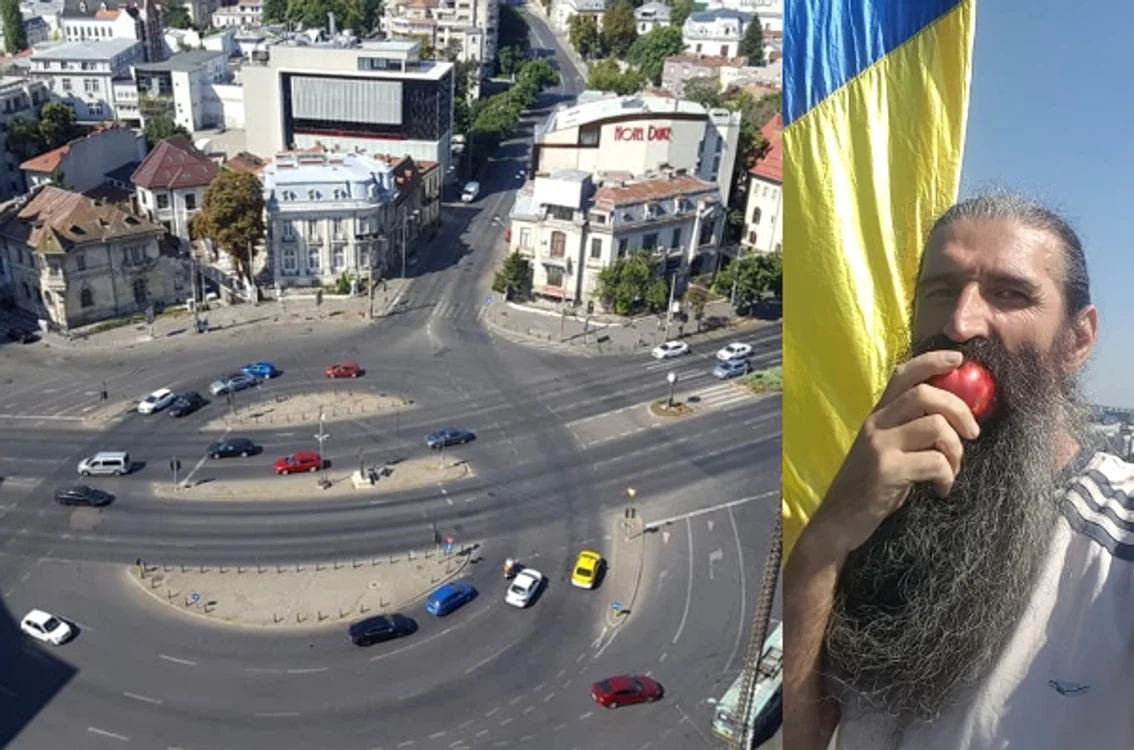 
    Cezar Avrămuță, cunoscut ca "omul cu tricolorul", s-a urcat pe macaraua din Piața Romană și amenință că se aruncăfoto: Facebook  