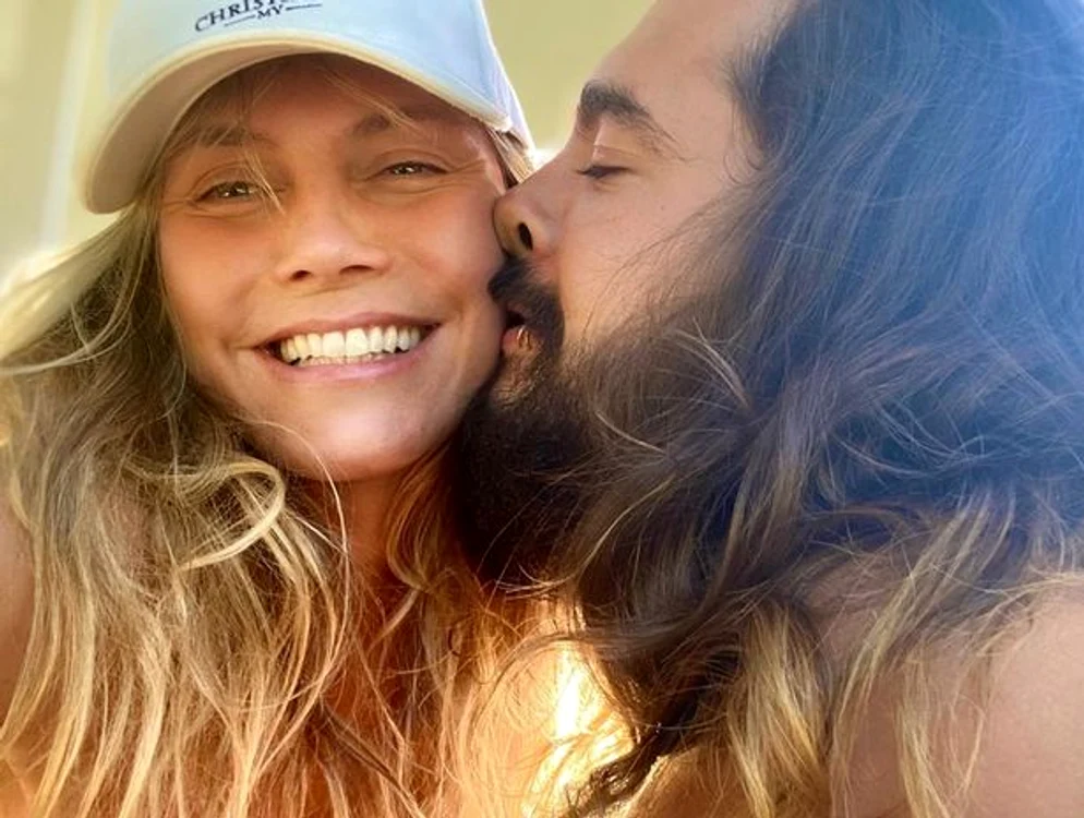 Când Heidi Klum defilează aproape goală, soțul, Tom Kaulitz, nu poate rămâne insensibilfoto: Instagram