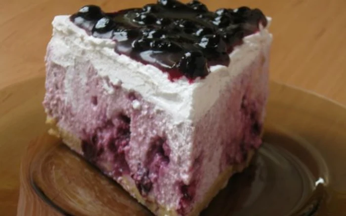 Cheesecake cu dulceață de afine