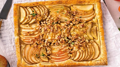 tarta cu mere nuci si caramel jpg
