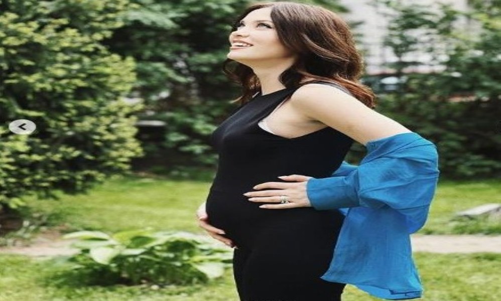 Geanina din Las Fierbinţi va fi mămică pentru prima dată. Cum a făcut actrița Anca Dumitra marele anunț