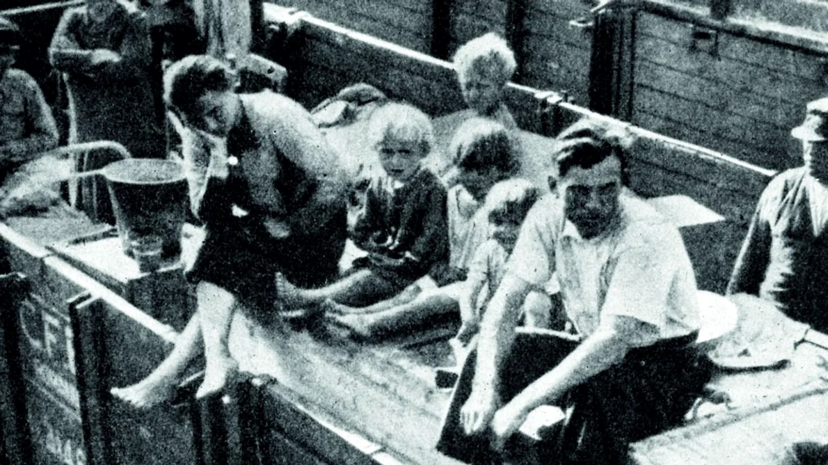 Refugiul, forma de protest la adresa ocupației sovietice: peste 100 000 de basarabeni trec Prutul în vara lui 1940 jpeg
