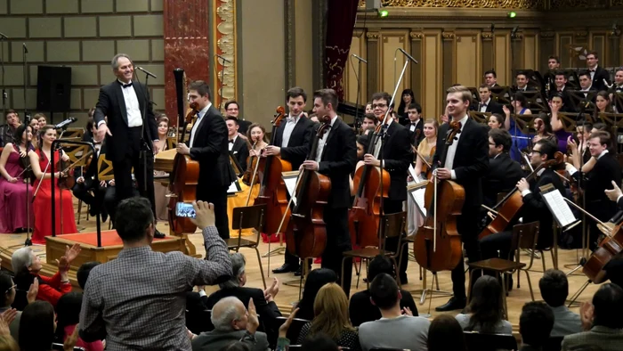 orchestra tineret moldova