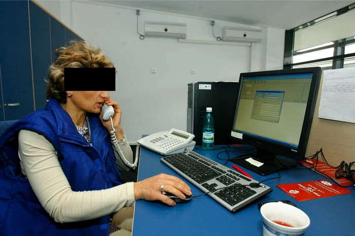 Escroaca s-a dezlănţuit pe internet.