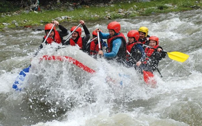 Rafting pe Nera