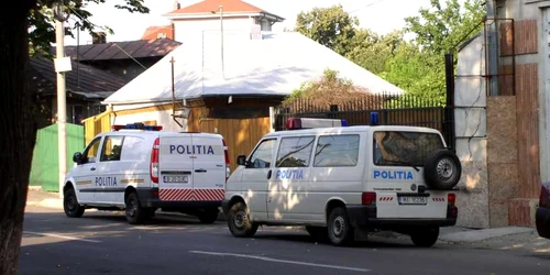 Poliţiştii criminalişti trebuie să afle cum a murit tânăra