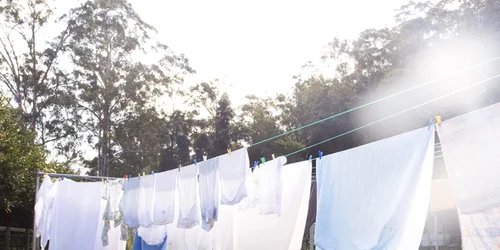 Rufe pe sârmă la uscat Foto Blog Tru Earth