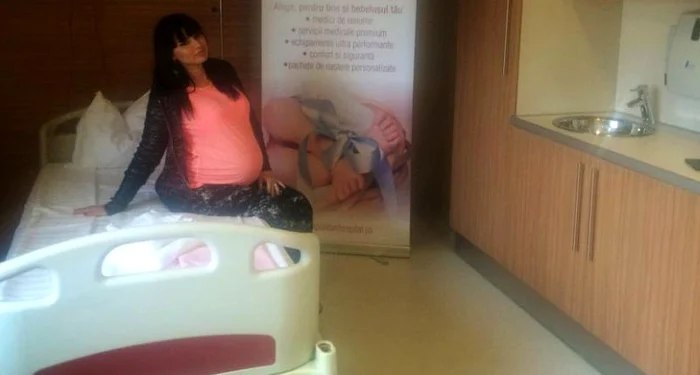 Roxana Marinescu vrea să-şi alăpteze bebeluşulfoto: arhiva personală