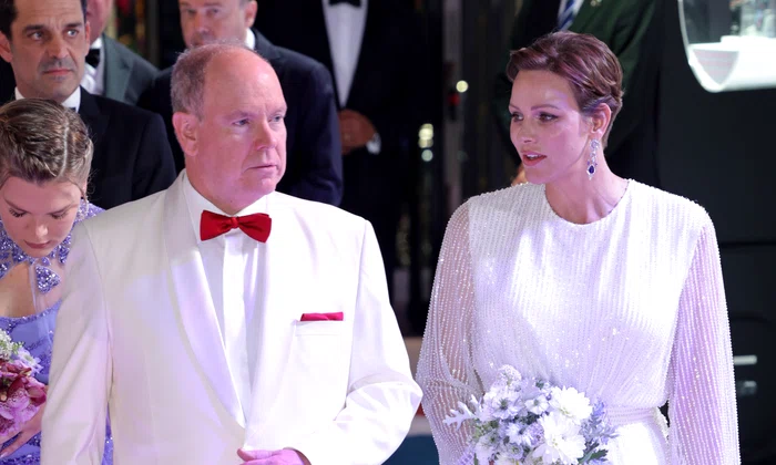 Prințul Albert și Prințesa Charlene la bal (4) jpg