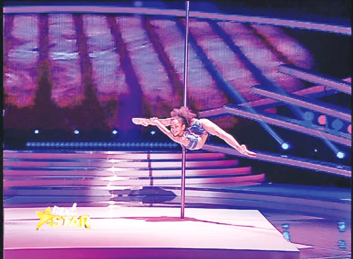 „Next Star” - micuţa Emily are o mobilitate ieşită din comun