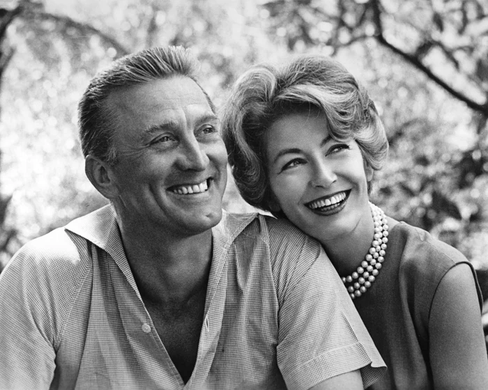 Kirk Douglas şi Anne (Foto: Profimedia)