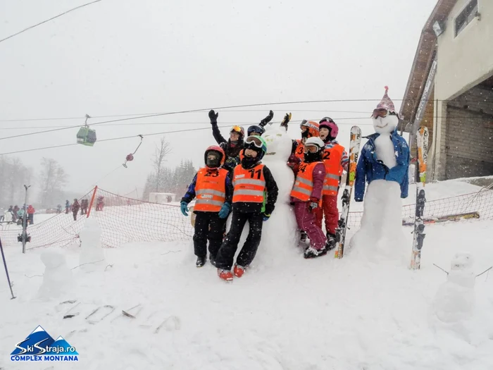 Festivalul oamenilor de zăpadă. FOTO: skistraja.ro.