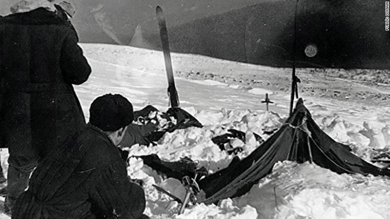 Tabara alpinistilor gasiti morti in Muntii Ural în 1959 FOTO Arhiva