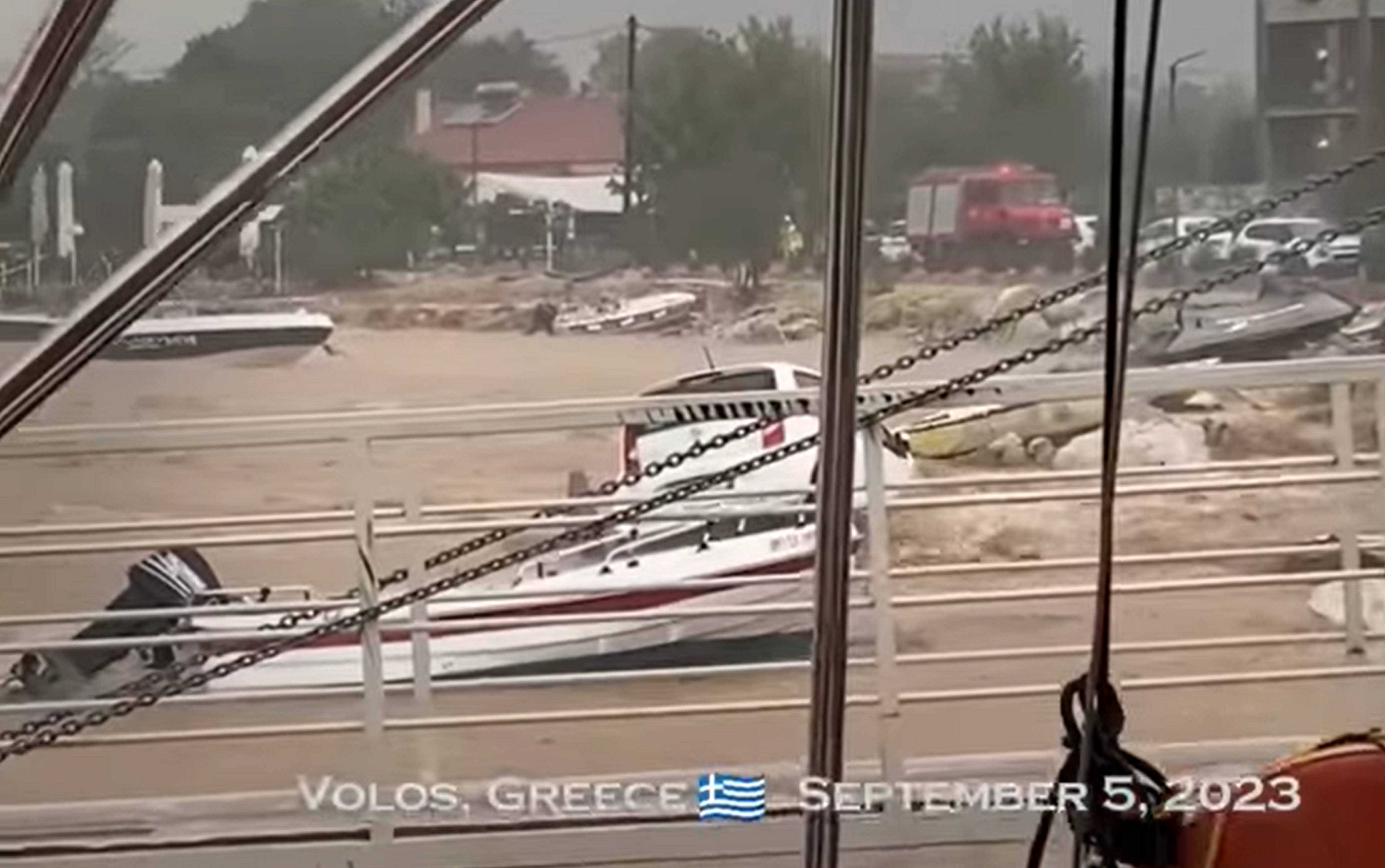 feibot inundatii jpg