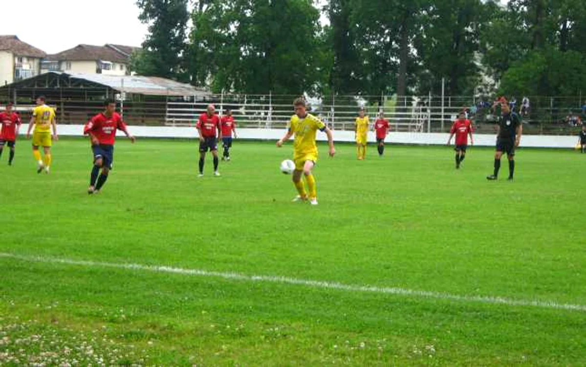 Vali Negru a jucat şi la Rapid 
