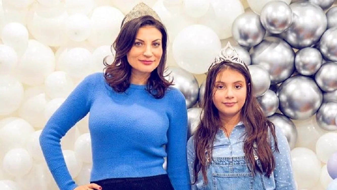 2 ioana ginghina si fiica sa 4 jpg jpeg