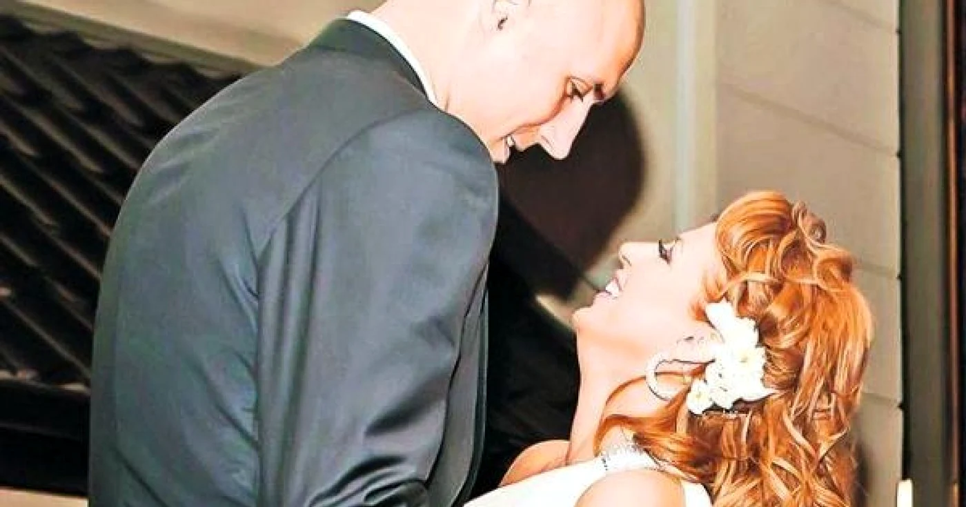 Cătălin şi Oana Burlacu s-au căsătorit sâmbătă, la Ploieşti