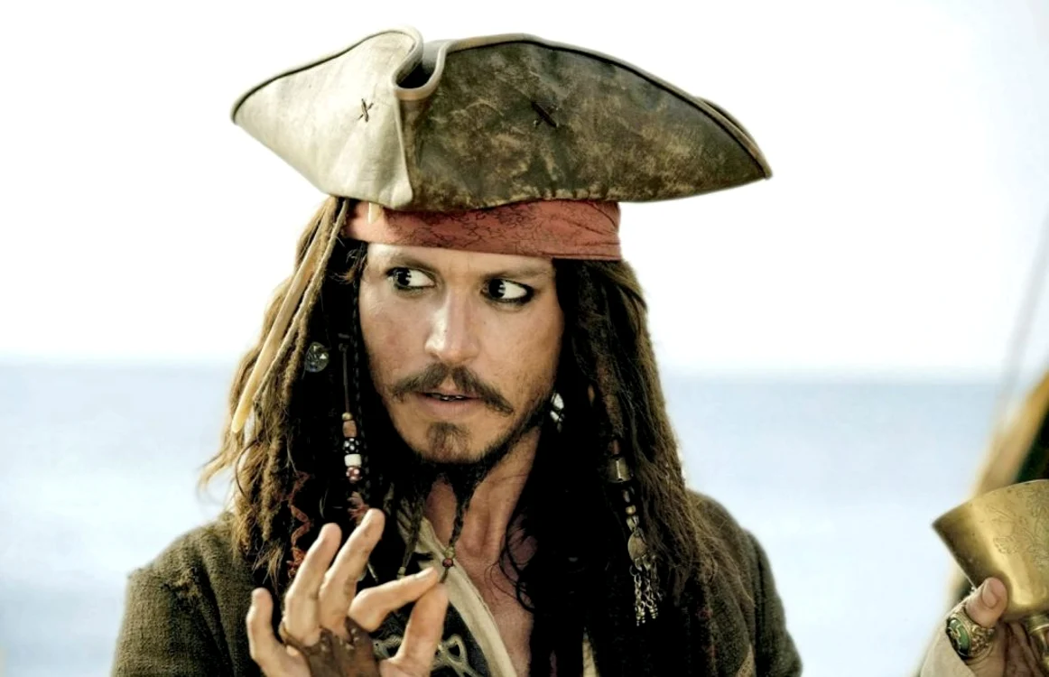 johnny depp piratii din caraibe