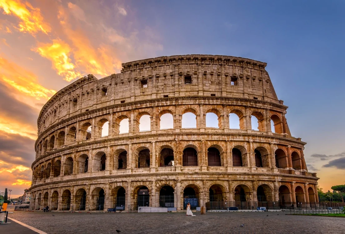In Italia, purtarea măştii rămâne obligatorie pentru angajaţii sau vizitatorii din unităţile sanitare FOTO Shutterstock