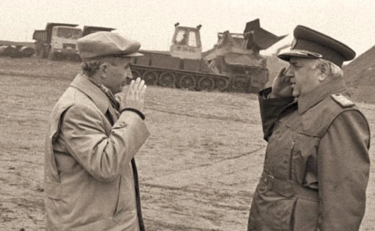 Nicolae Ceauşesu şi Vasile Milea