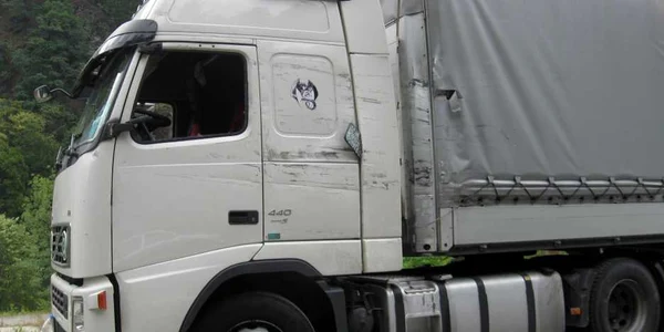 Autotrenul bulgaresc a fost mai putin „sifonat” în accidentul petrecut pe viaductul Cârligul Mic