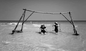 „Ţărmurile sălbatice ale lui Marx“ – o călătorie în Vietnam jpeg