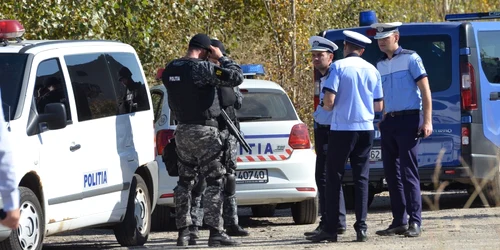 Exerciţiu al Poliţiei Municipiului Bucureşti de intervenţie şi de acţiune în cazul unei explozii FOTO Elena Stolerciuc
