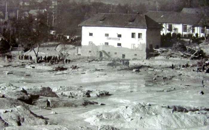 Certej, după ruperea iazului. Sursa: dosarul Certej 1971, aflat la Arhivele județului Hunedoara.