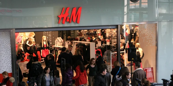 h&m arhiva adevarul