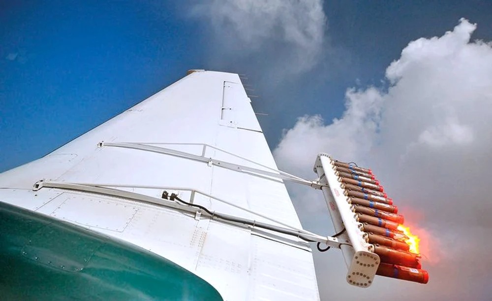 Cloud seeding. FOTO gulfnews 